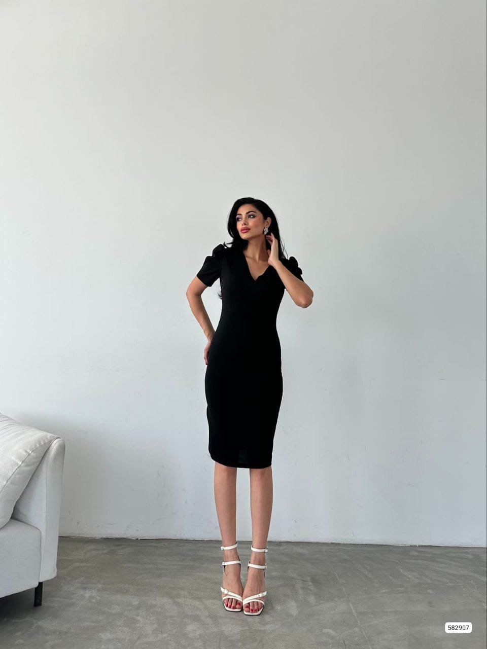 kadin-kruvaze-yaka-yandan-yirtmac-detayli-scuba-krep-kumas-midi-boy-elbise-115087