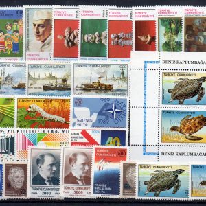 1989 Cumhuriyet MNH Tam Yıl Seti (Resmi Dahil)-Katalog: 3620 TL