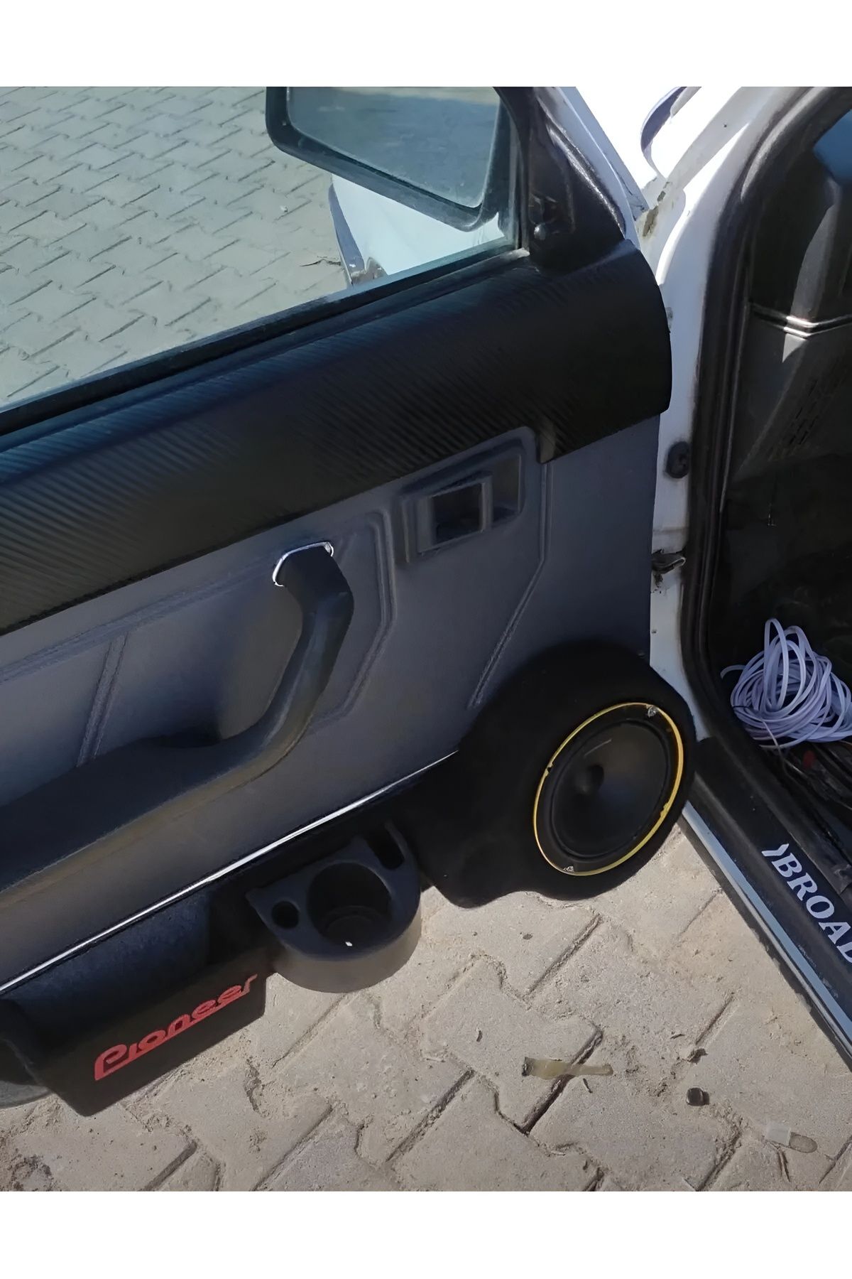 renault-broadway-ceplik-on-kapi-bardakli-pandizot-ceplik-takimi-5722